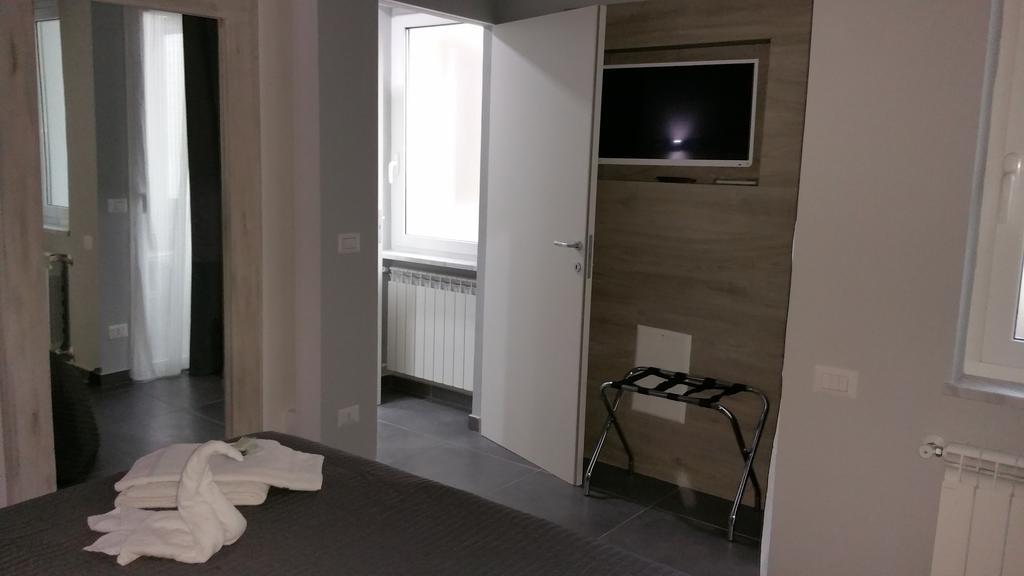 Alis Vanvitelli Suite Νάπολη Εξωτερικό φωτογραφία